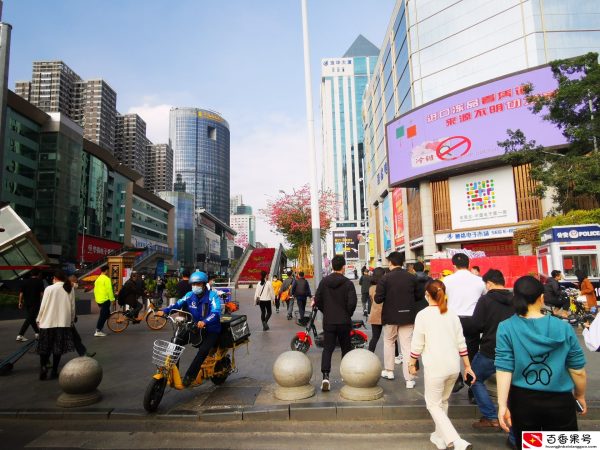 回不去的华强北，实拍中国电子第一街深圳华强北商业街，夜色很美