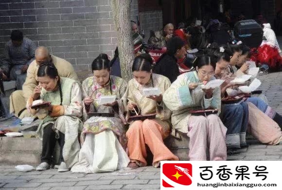 每个人都可以去横店当群演吗