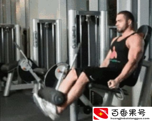 深蹲100公斤什么水平