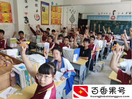 中考失利，15岁少年如何选择未来的出路，直接打工还是读职高？