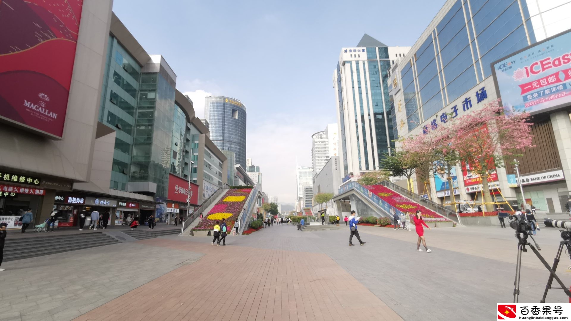 回不去的华强北，实拍中国电子第一街深圳华强北商业街，夜色很美