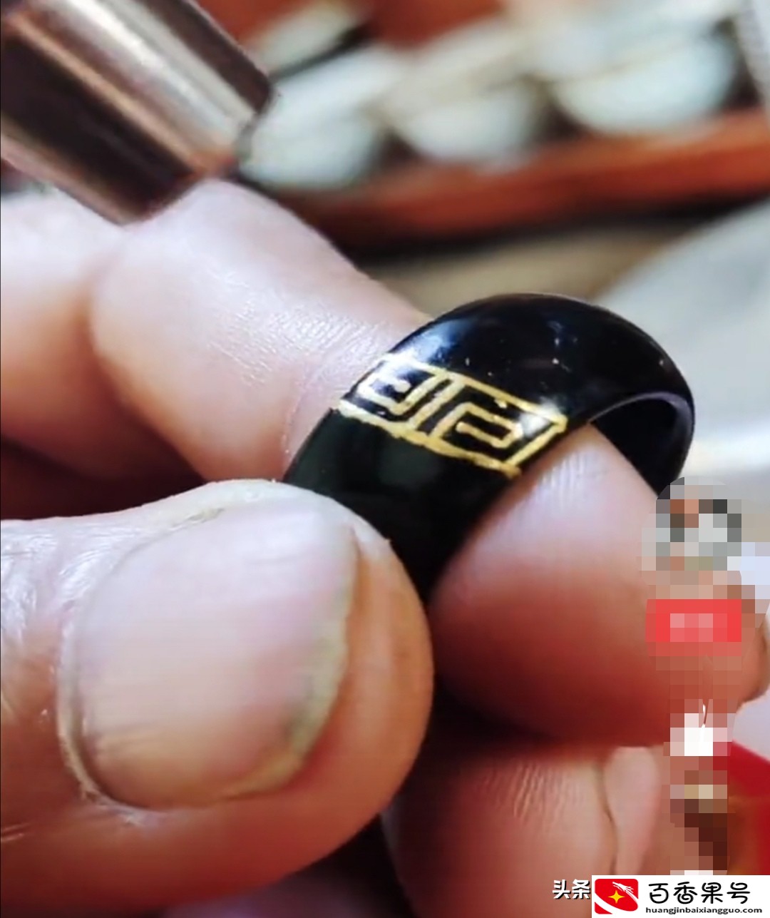 玉手镯断裂了，该不该修复