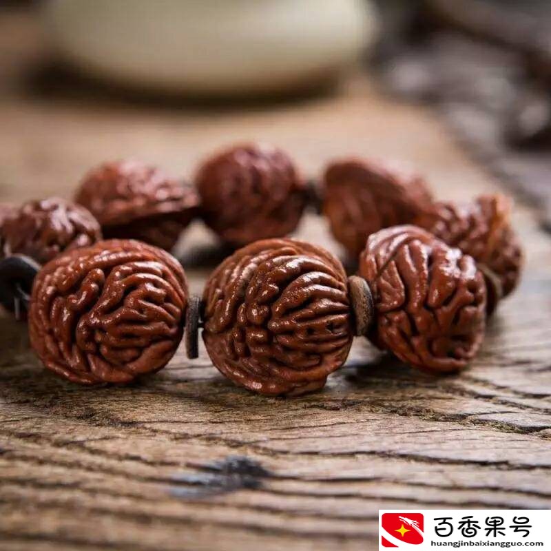清明节扫墓必备辟邪法宝！你了解多少？桃核手串辟邪指数5颗星