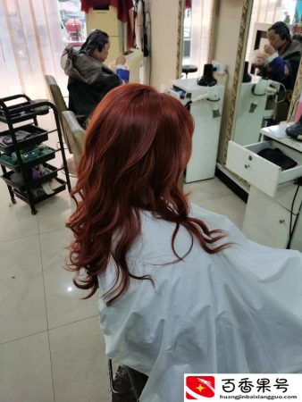 50岁女人适合什么发型好看