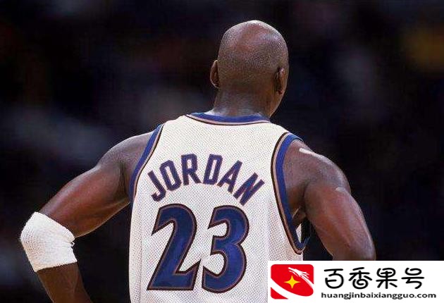 乔丹是nba哪支球队的老板