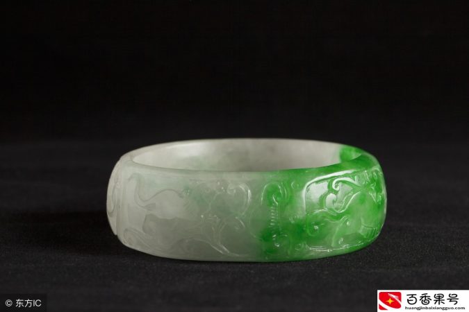 到底是玉器养人还是金银更加养人？
