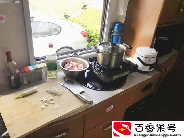 房车自驾游一个月费用