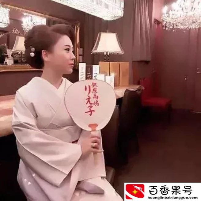 妈妈桑到底是个什么职业？和老鸨一样吗？