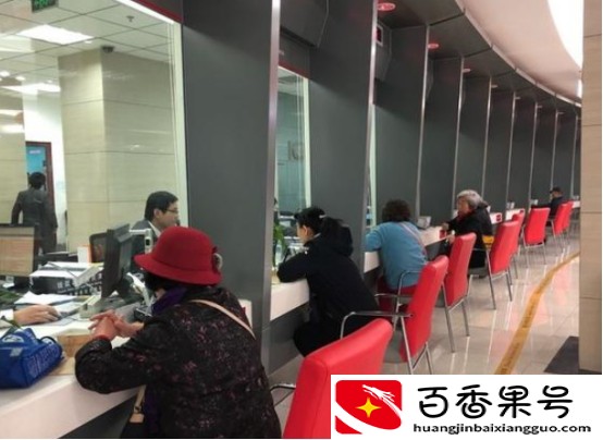 无卡存款方式被“叫停”？银行经理提醒：未来或将全面取消