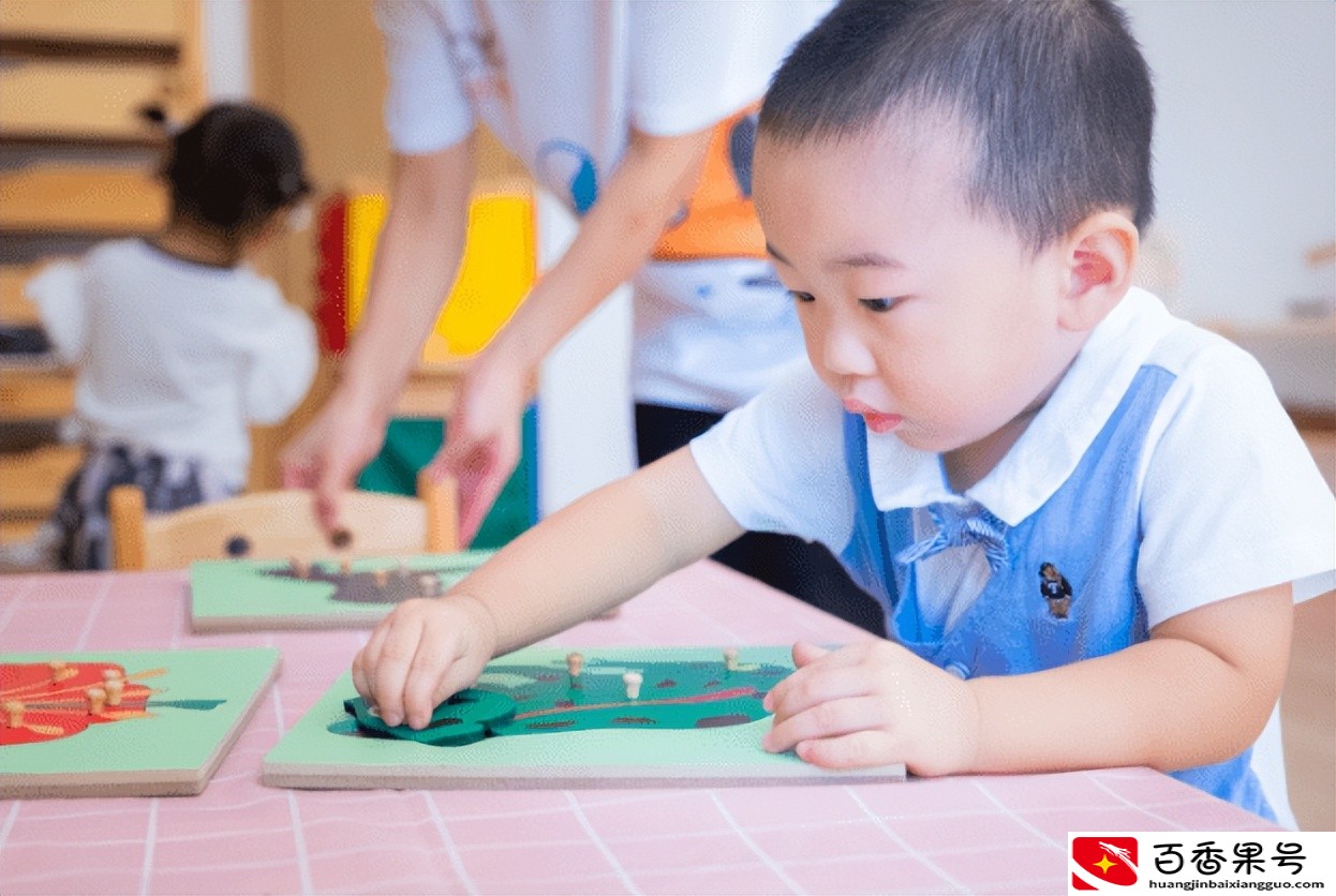 孩子到底多大才适合送入托育园？