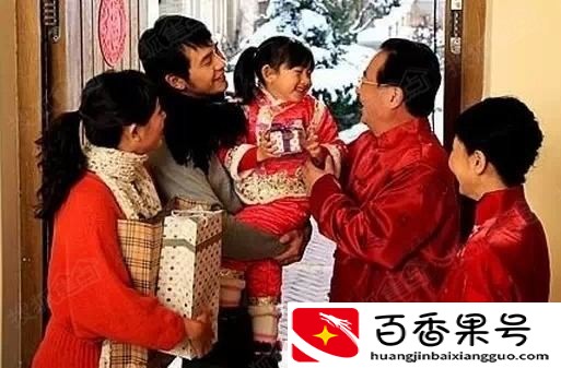 压岁钱是除夕晚上给，还是大年初一给？千万别弄错太尴尬了