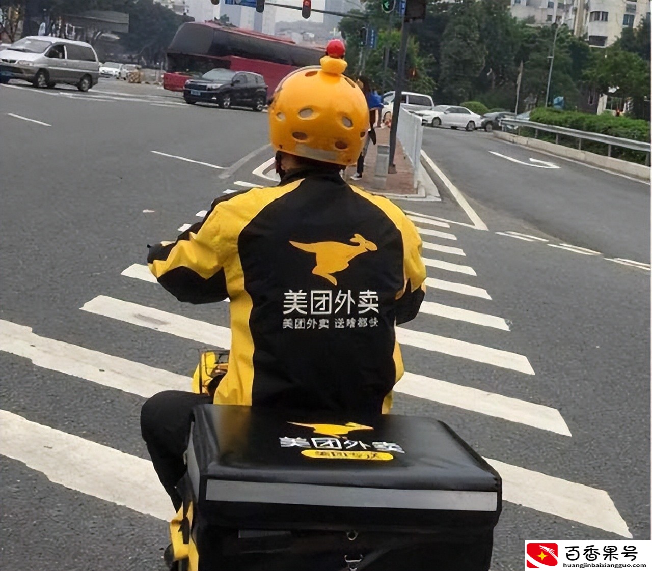 外卖不赚钱？美团外卖一个季度赚15.8亿，抖音、京东都眼红了