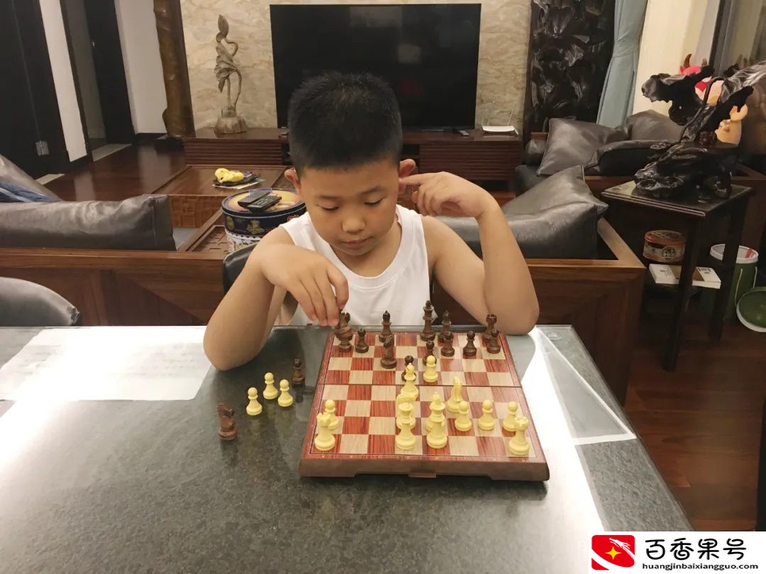 孩子学国际象棋的成长和进步，不只是单纯地“静待花开”
