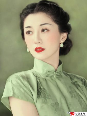高开衩旗袍，如何防走光？