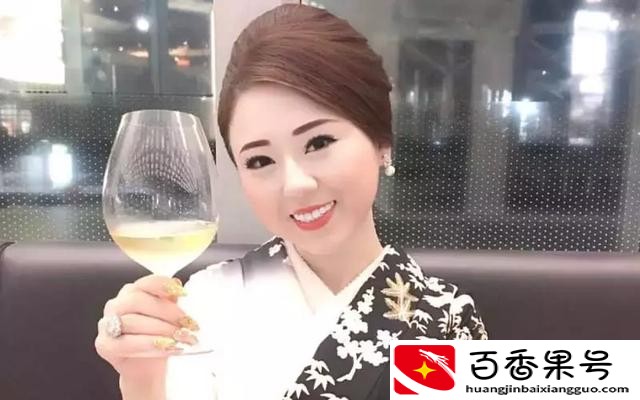 妈妈桑到底是个什么职业？和老鸨一样吗？