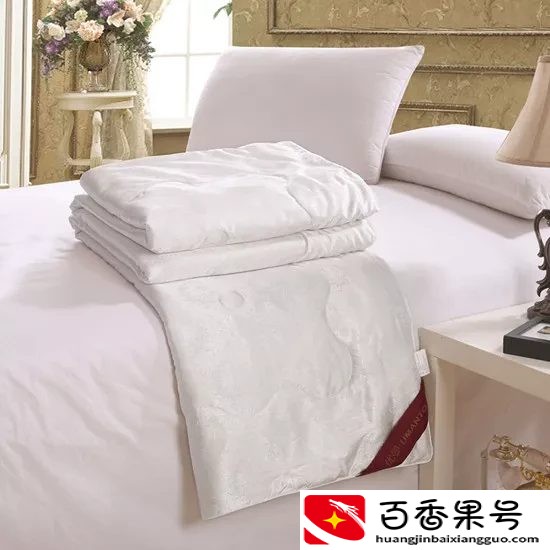 蚕丝被如何清洗？脏了到底怎么洗涤，干洗还是水洗？