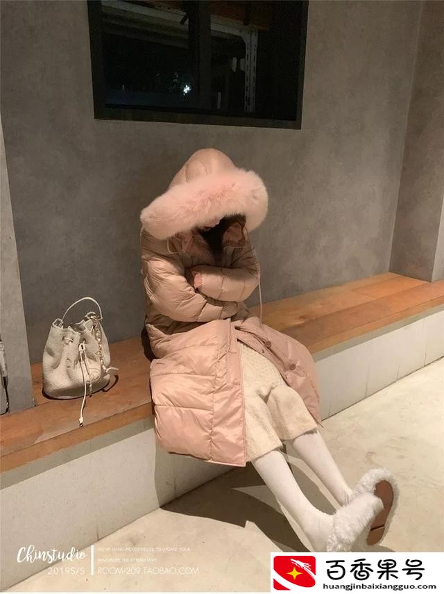 粉色和蓝色哪个显气质