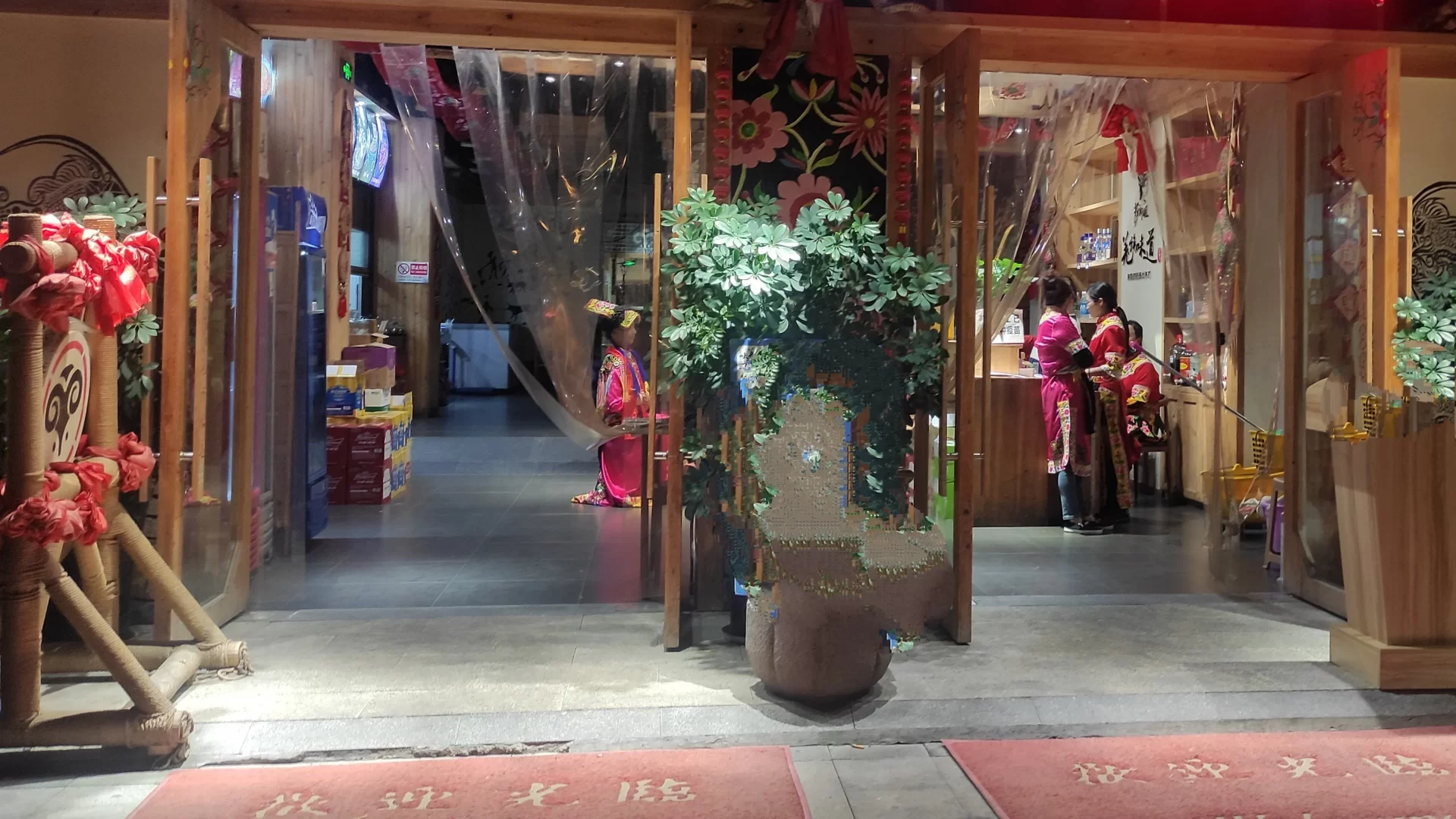 一家三口，美团订餐，两菜一汤，这价格太划算了