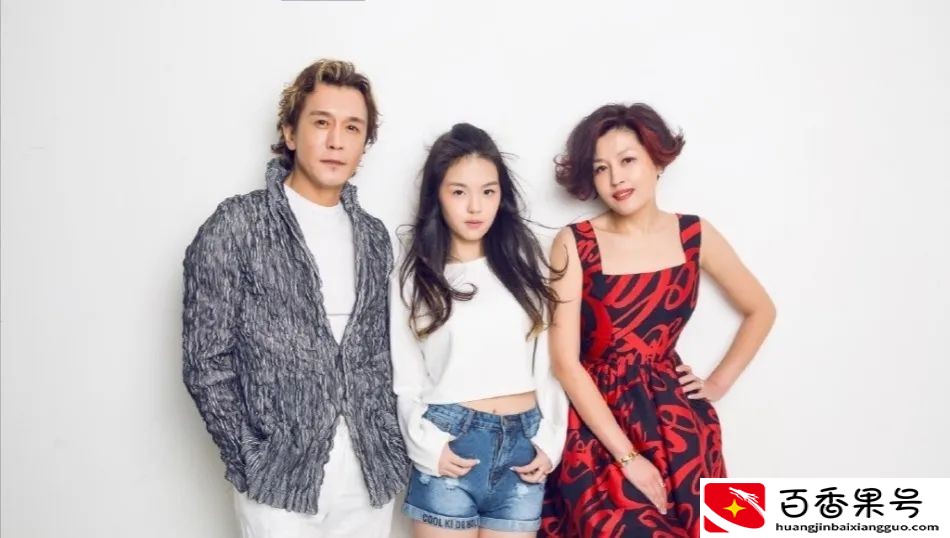 李咏的结发妻：丧偶2年后不愿改嫁，愿和女儿撑起公公婆婆的晚年
