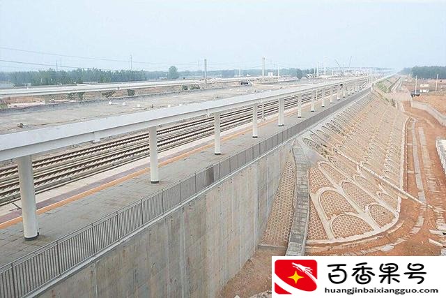 一辆高铁造价多少钱