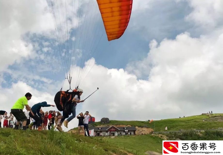 临海真的是旅游的好去处！滑翔伞的费用只有300元