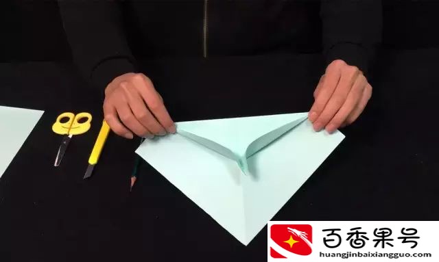 「折纸大全」教你折一个不一样的千纸鹤