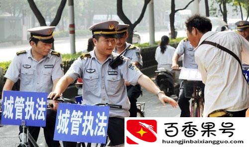 摆地摊卖什么最好赚钱成本低