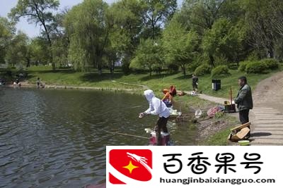 天热钓鱼钓深水还是浅水