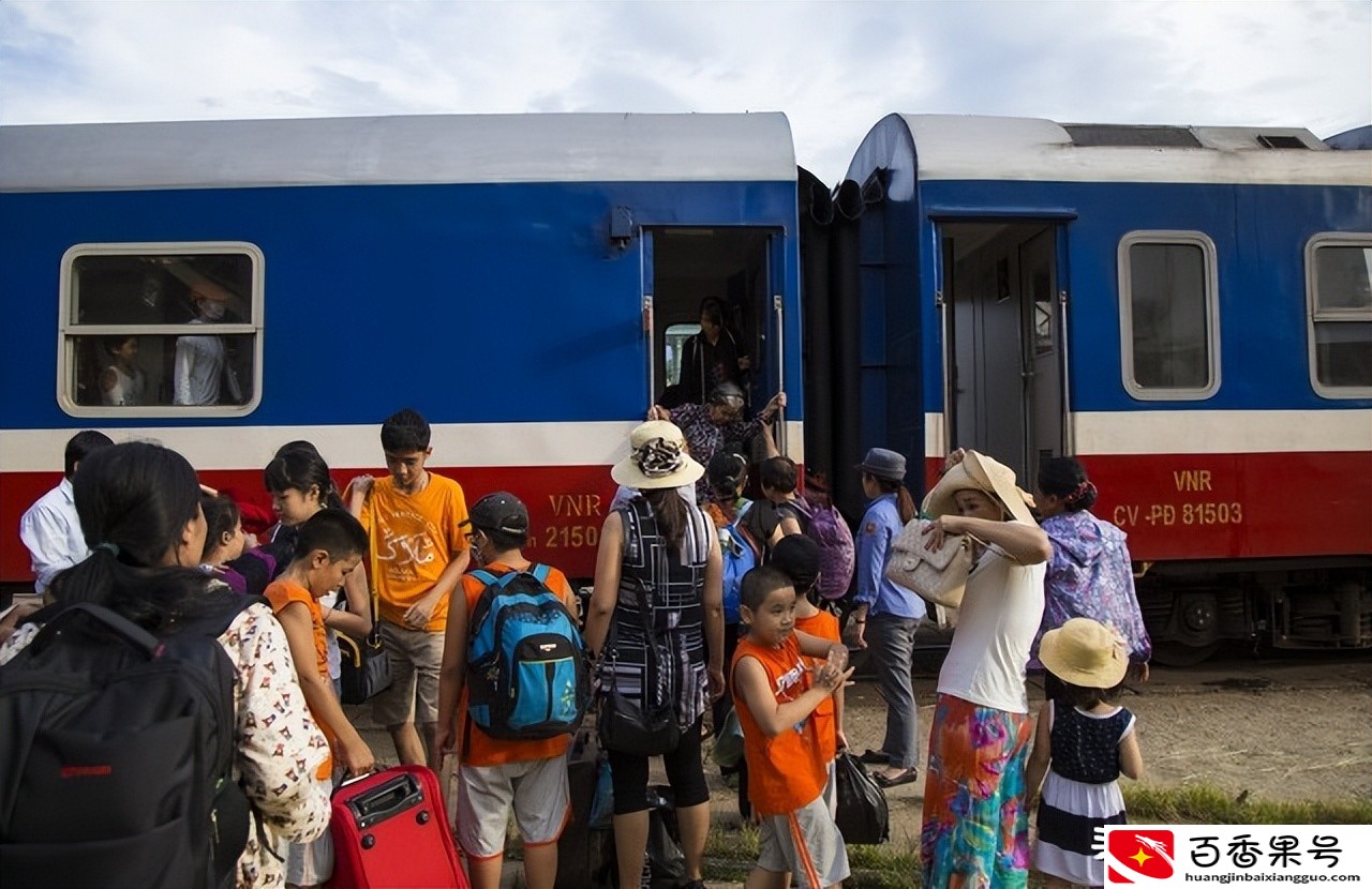 一次越南旅游大概多少钱？