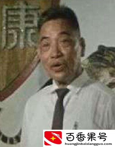 李小龙的师傅除了叶问，还有谁？