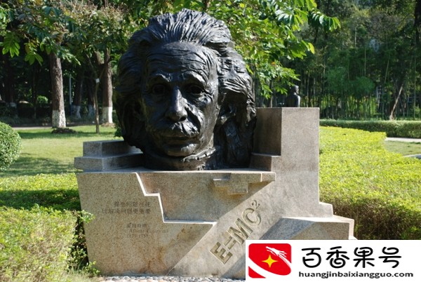转基因科学家被烧死、核电站被摧毁，未来的世界这样？