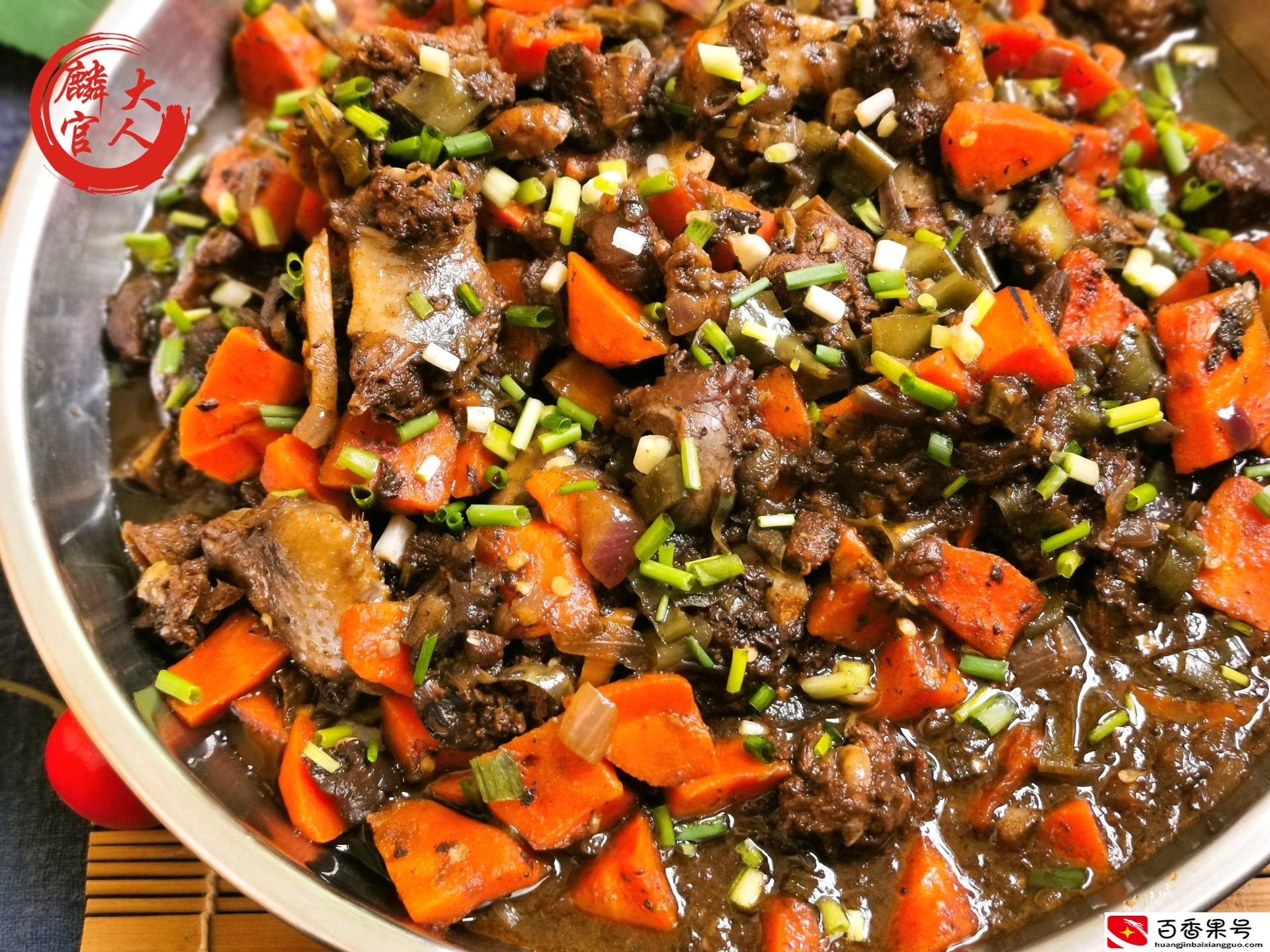 鸽子这样杀，不水淹，不摔砸，肉嫩鲜香，美味营养，吃一回就爱上