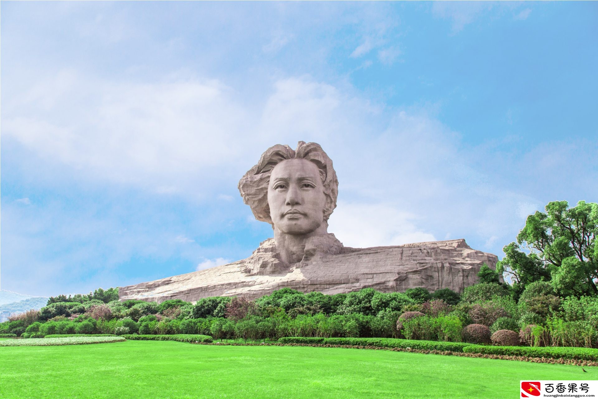 准备1000元出去旅游，这些地方足以满足