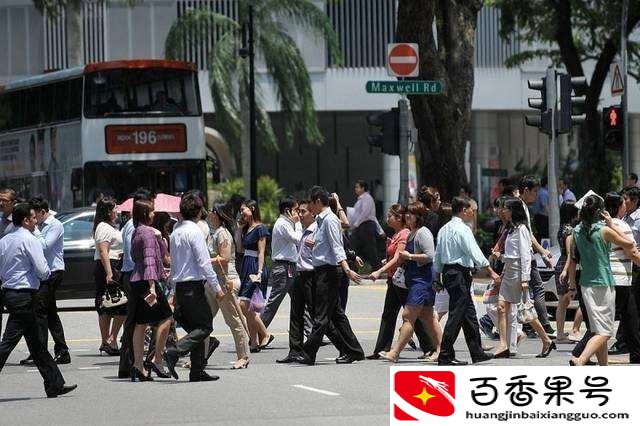 新加坡国土狭小，为何可以承载570万人口？