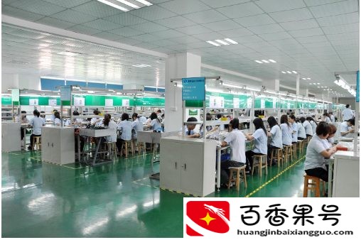52岁阿姨哭诉：学习空中瑜伽2个月，被骗8万，再也不学了，真怕了