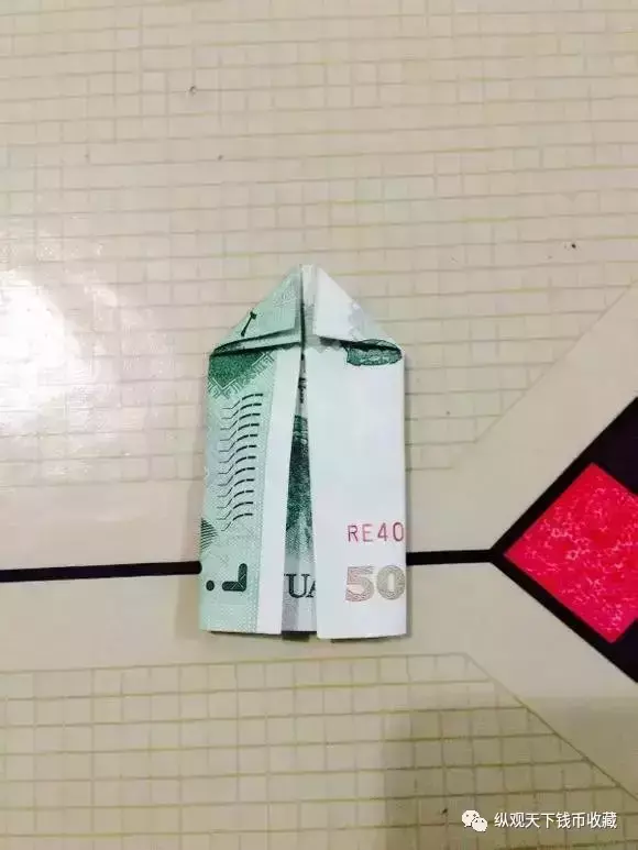 用钱折爱心？钱叠成爱心？
