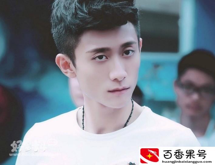 张一山结婚了吗 ？张一山和宋妍霏是什么关系？