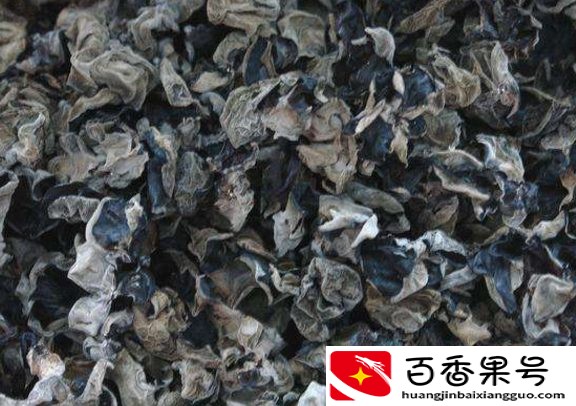 地木耳怎么清洗才干净？怎样清洗地木耳上的泥沙？