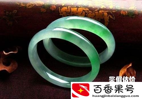 两只手都戴手镯犯忌吗？玉镯为什么不能双手戴？