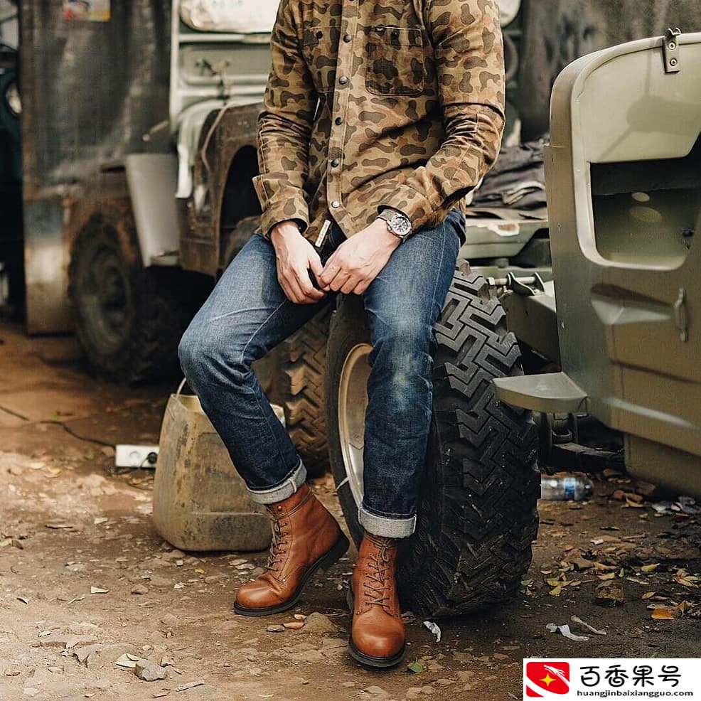 牛仔裤配什么鞋好看