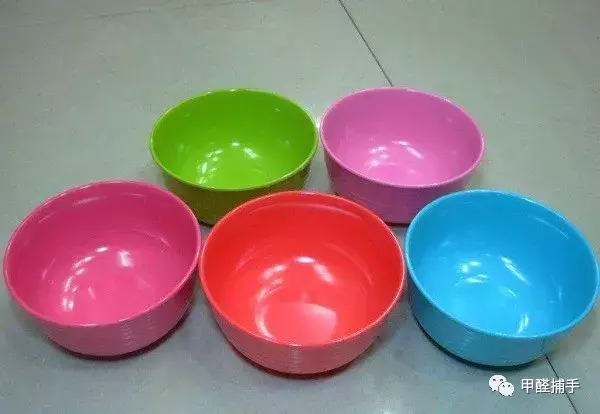 几块钱的陶瓷碗有毒吗？什么样的陶瓷碗有毒？