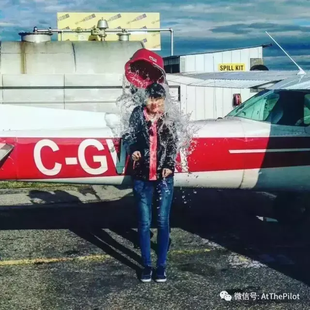 自考飞行员需要多少钱