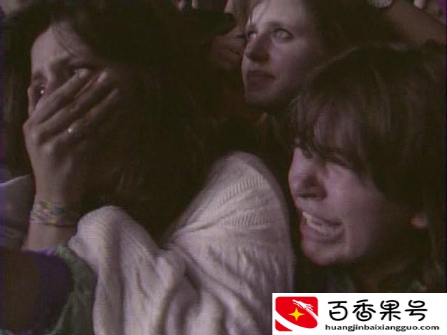 迈克尔杰克逊为什么整容