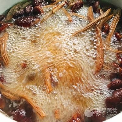 茶树菇和什么煲汤最好