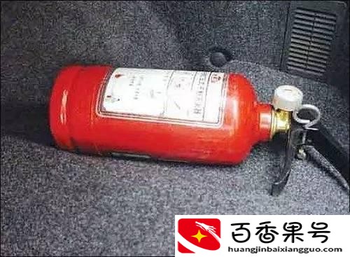 灭火器可以平放在车里吗