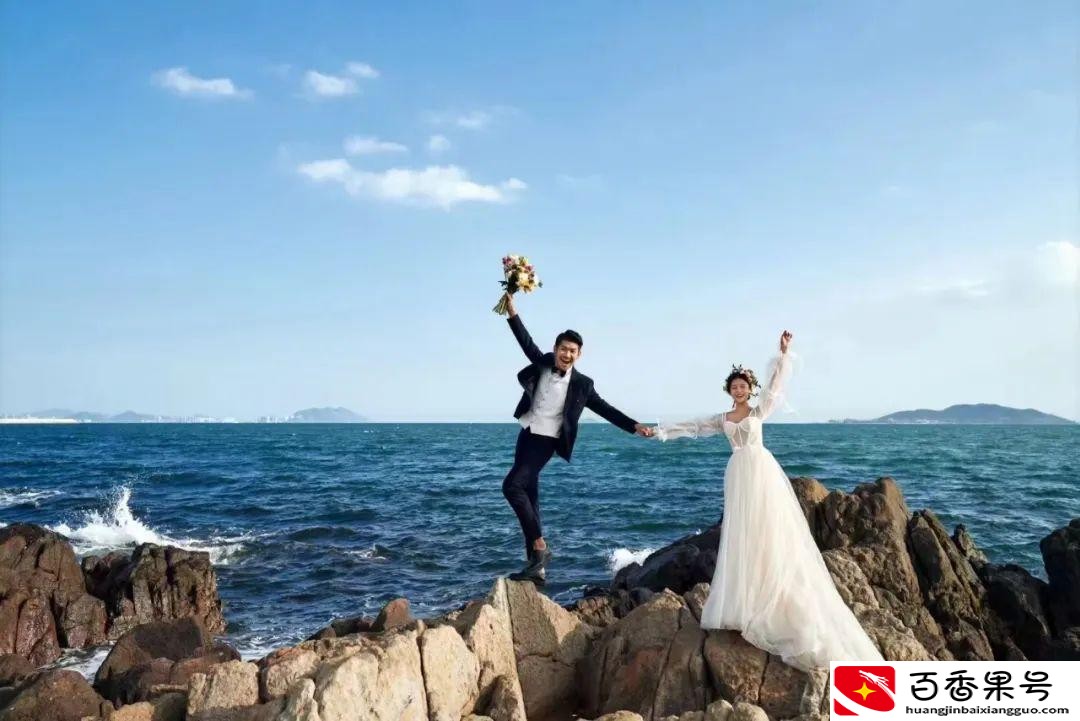 拍婚纱照大概价格