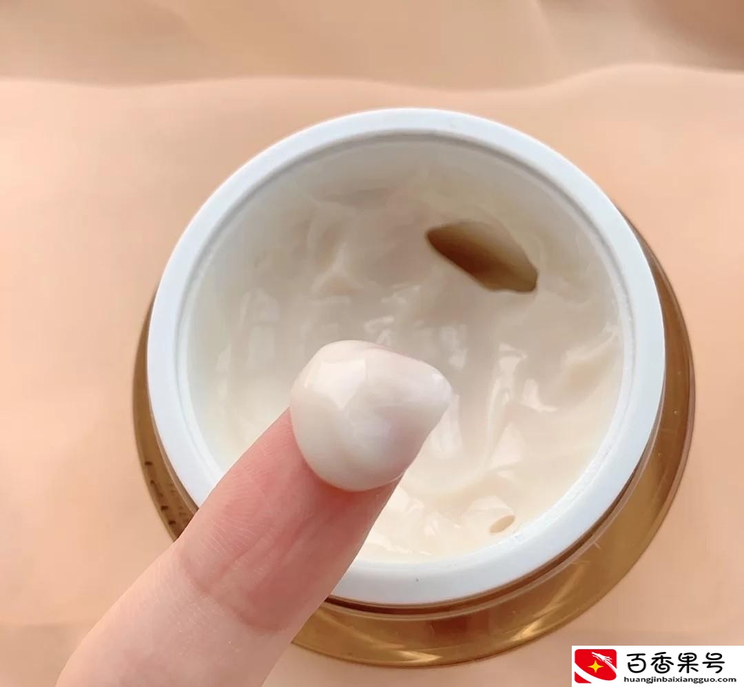 精华和面霜哪个更重要