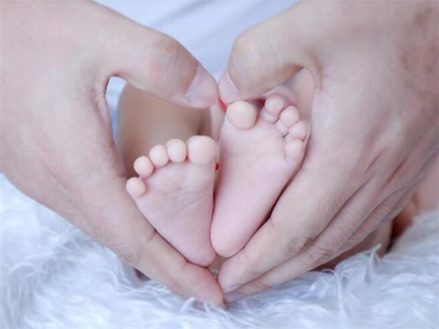 孩子满月送多少钱吉利
