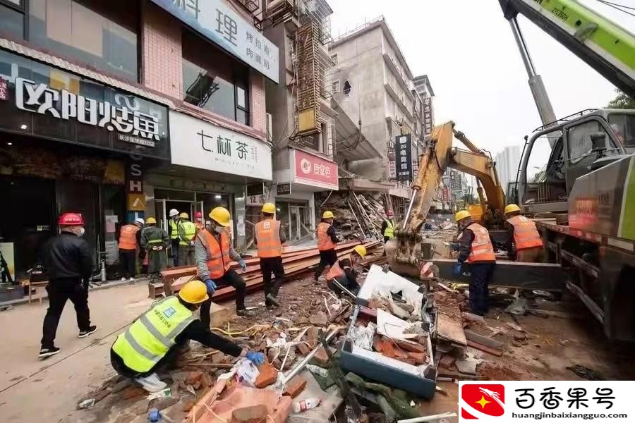长沙塌楼事故应急救援专家哭了