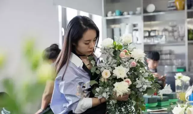 开一家花店大概多少钱